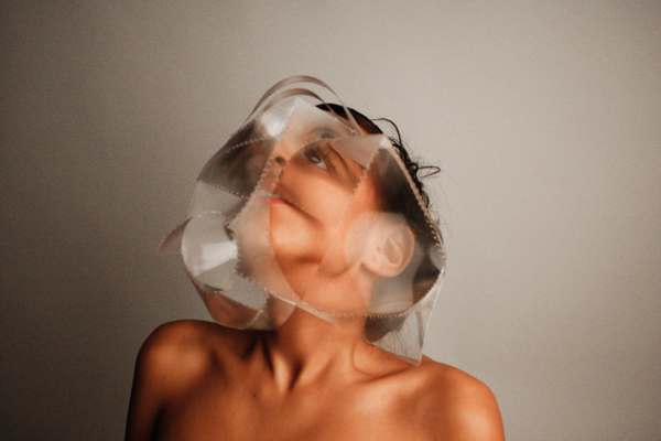 bijou-bijoux-ambrecardinal-loupe-masque-art-artistic-creative-performance-artist-artiste-creativedirector-directriceartistique-mask-ugly-beauty-beaute
